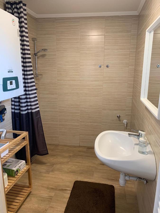 Dalia Apartman Gyoemro エクステリア 写真