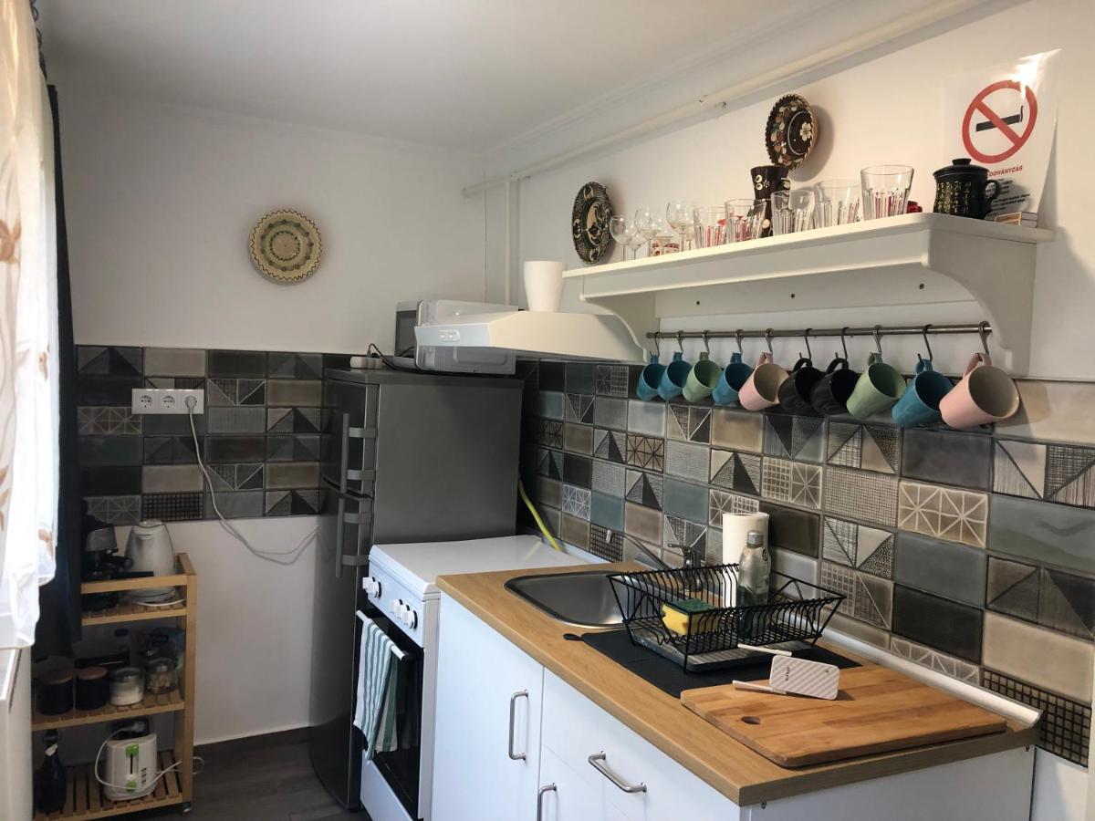 Dalia Apartman Gyoemro エクステリア 写真